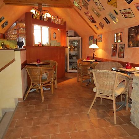 Landhotel Altes Pfarrhaus Kindelbrueck Dış mekan fotoğraf