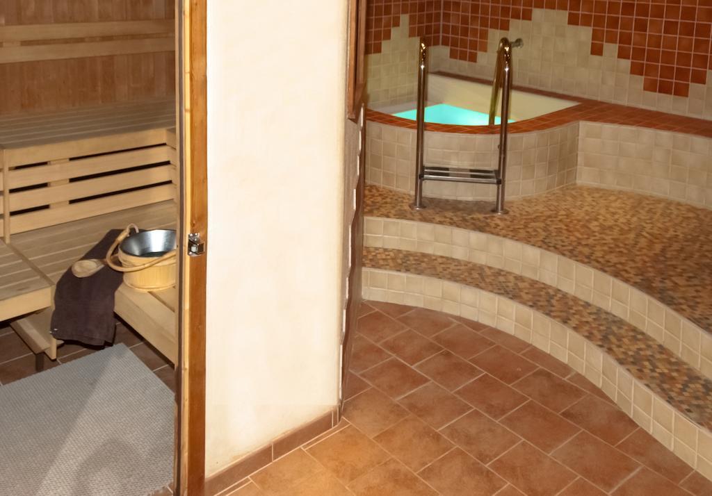 Landhotel Altes Pfarrhaus Kindelbrueck Dış mekan fotoğraf