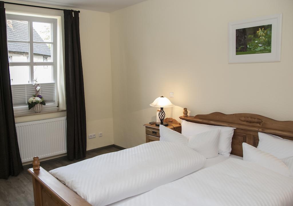 Landhotel Altes Pfarrhaus Kindelbrueck Oda fotoğraf